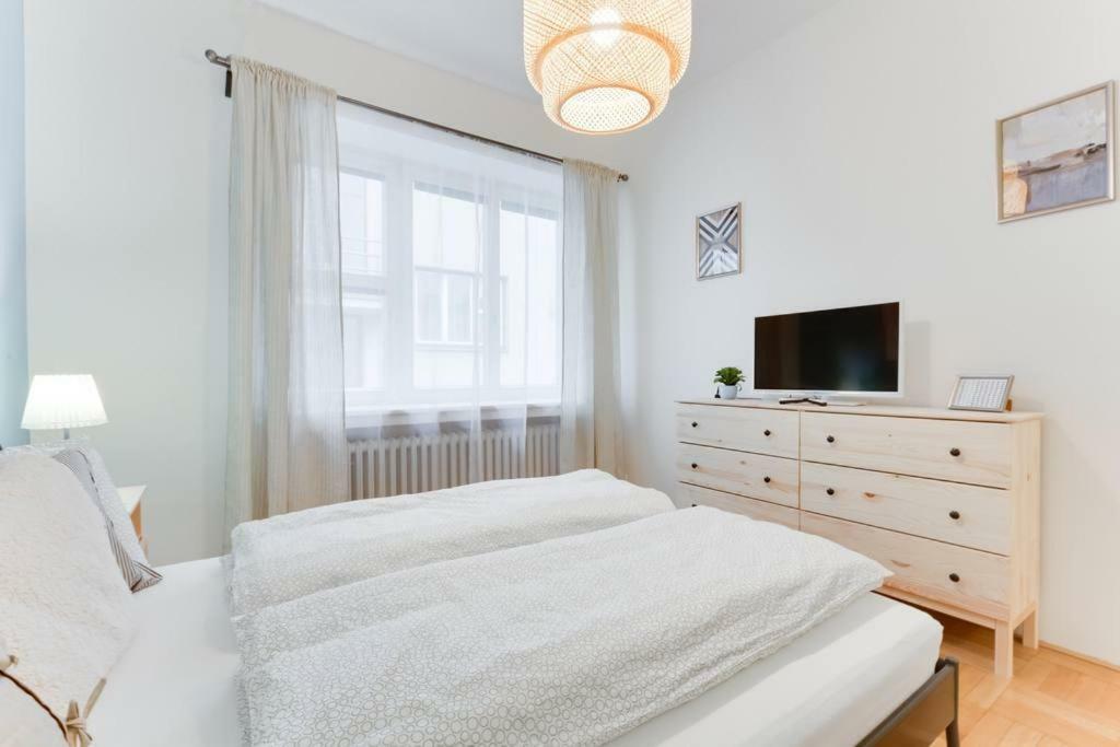Apartment Alex Praga Esterno foto