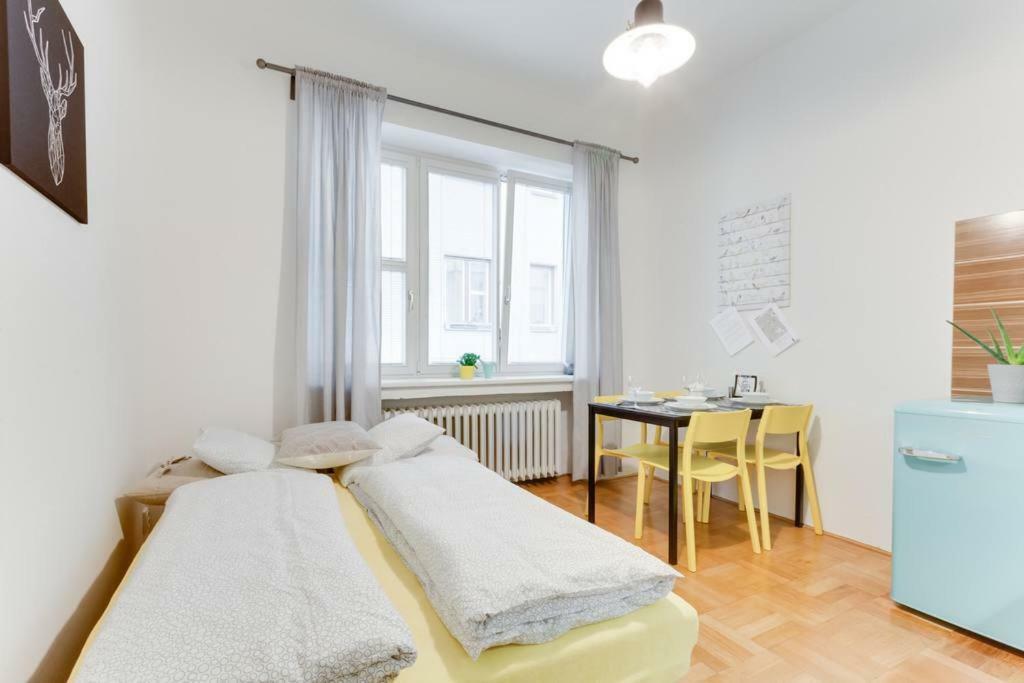 Apartment Alex Praga Esterno foto
